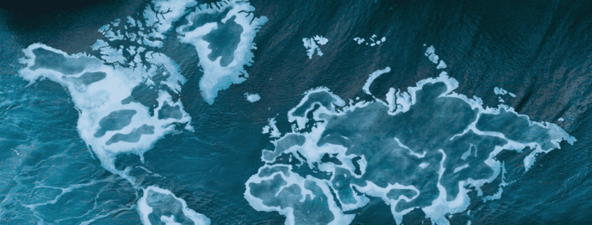 Die Weltkarte als Schaum auf dem Wasser